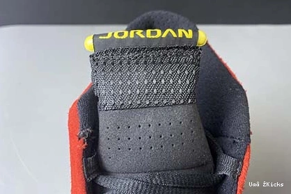 14 2549 654459- DailyWear 832 Air Jordan “Ferrari” 1118